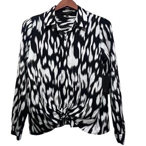 NWT BOLD elements Black White Print Button Front Tie/Straight Hem Shirt Womens M